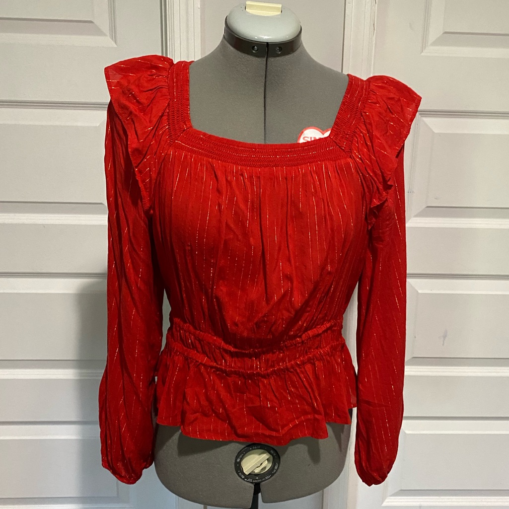 Universal Thread Red Top